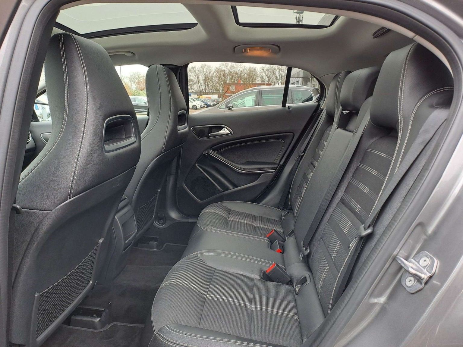 Mercedes-Benz GLA 220 d