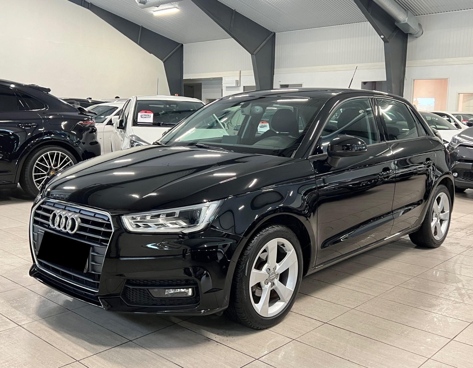 Audi A1 1.0 TFSI SPORTBACK S-TRONIC