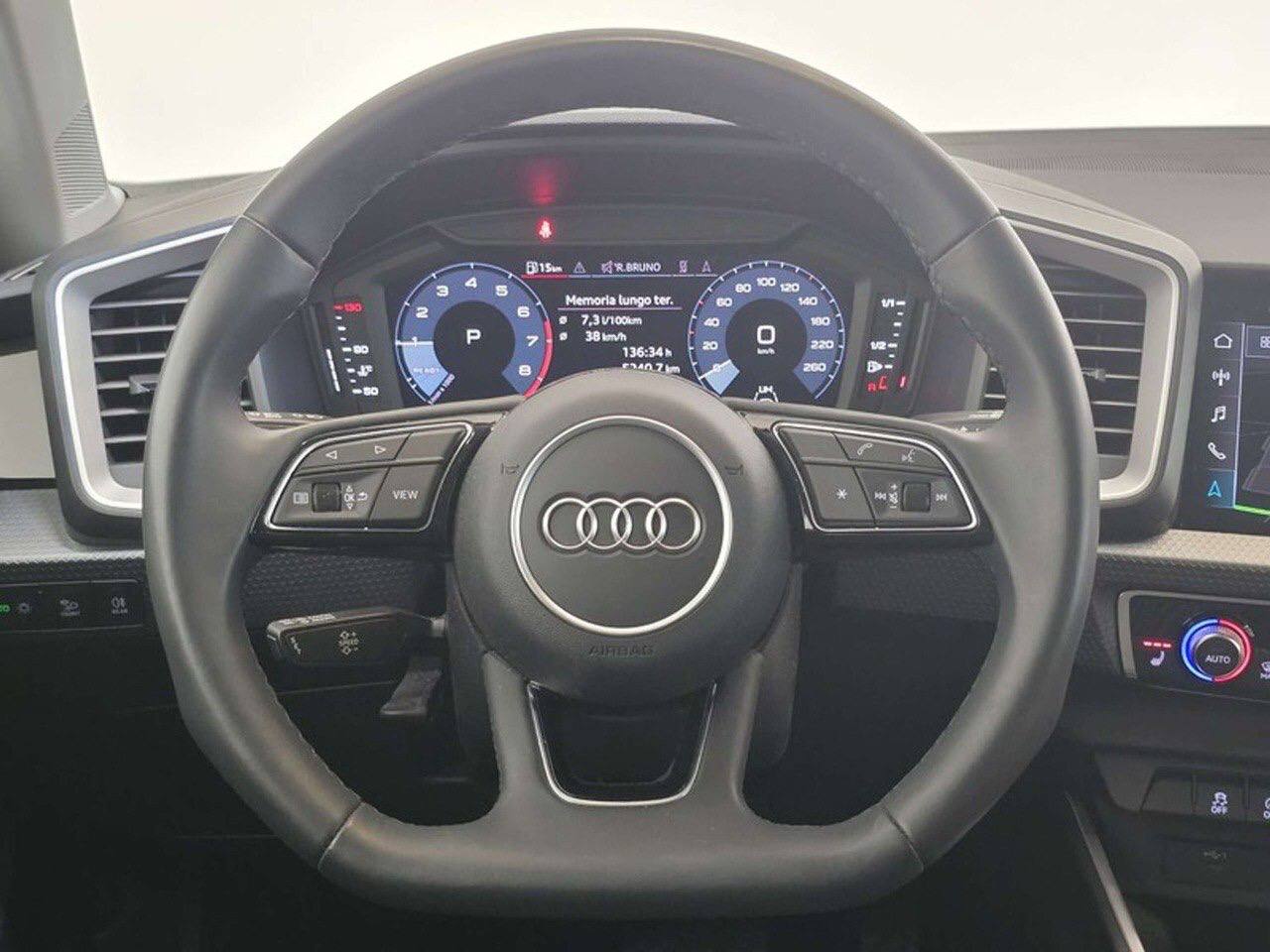 Audi A1 – 30 TFSI S tronic Allstreet
