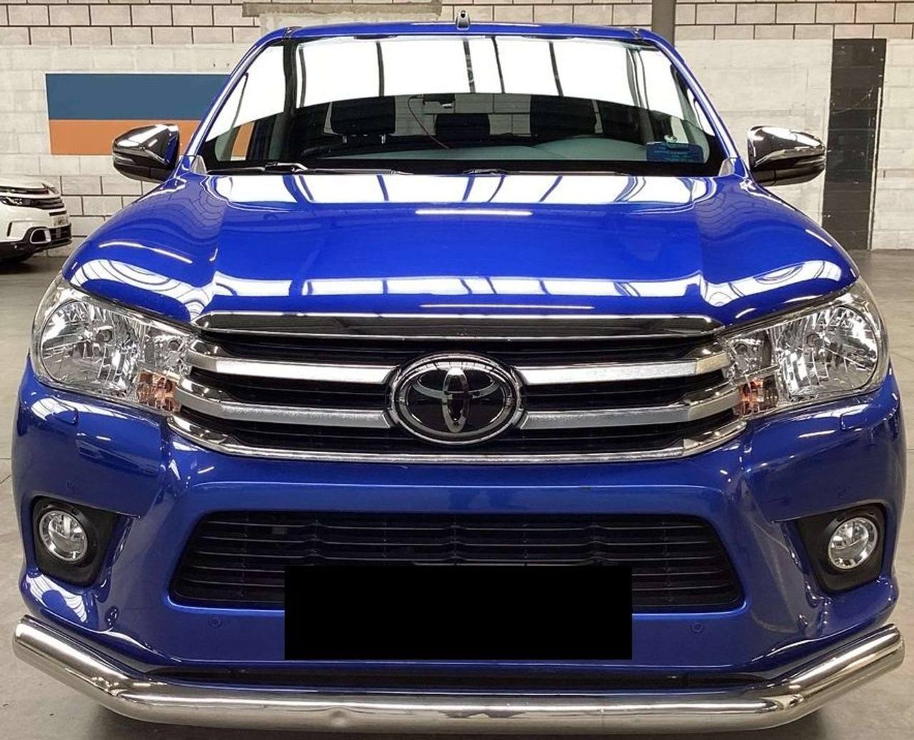 Toyota Hilux D 2.4 4D