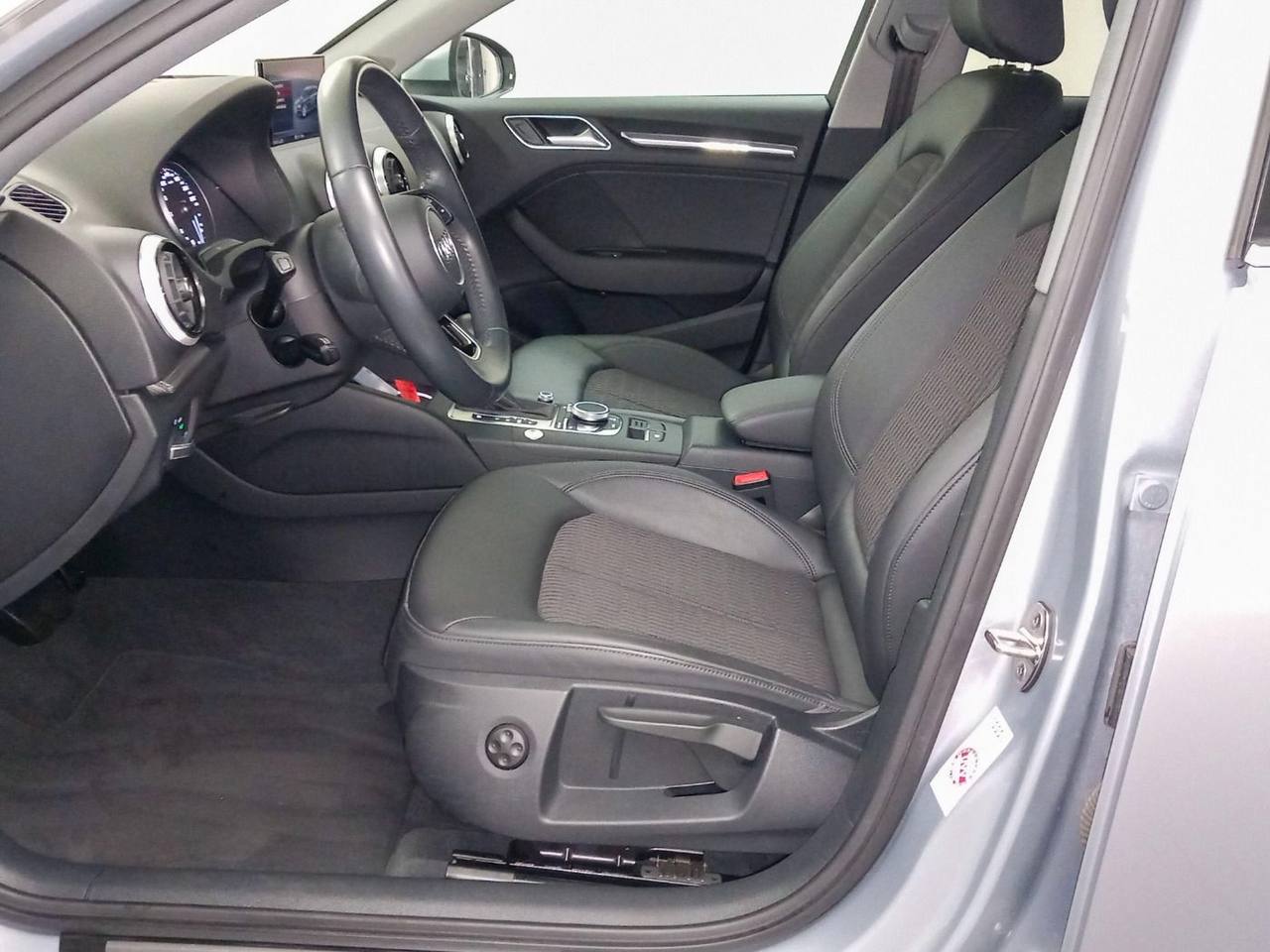 Audi A3 40 e-tron Sportback Business