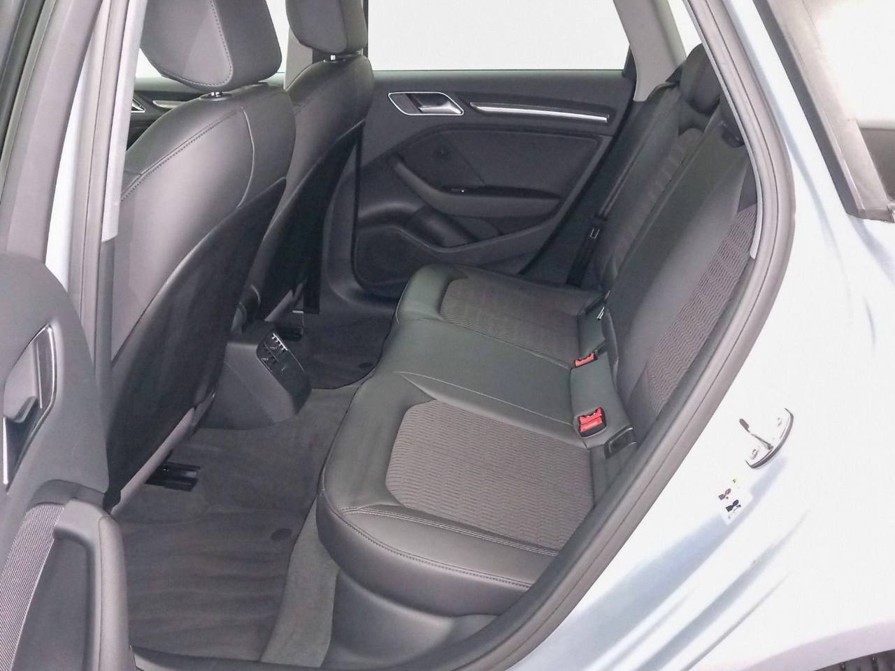 Audi A3 40 e-tron Sportback Business