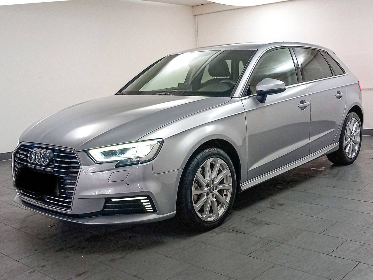 Audi A3 40 e-tron Sportback Business