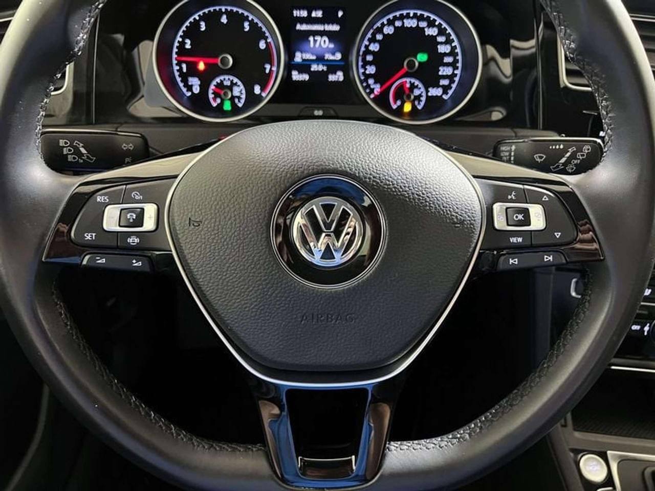 Volkswagen Golf 1.5 TGI DSG