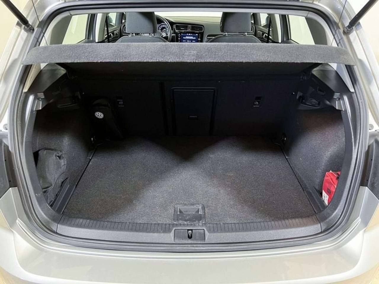 Volkswagen Golf 1.5 TGI DSG