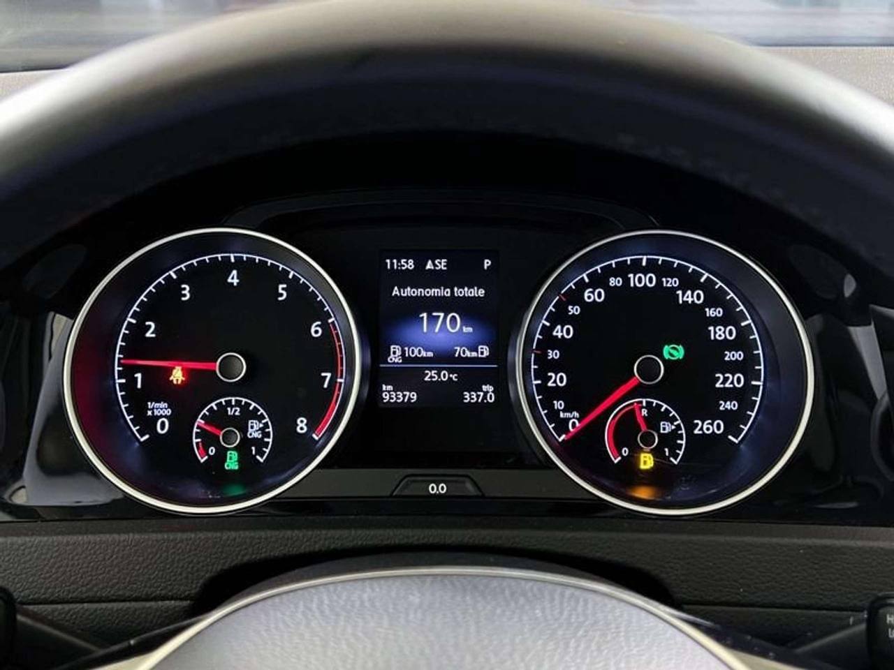 Volkswagen Golf 1.5 TGI DSG