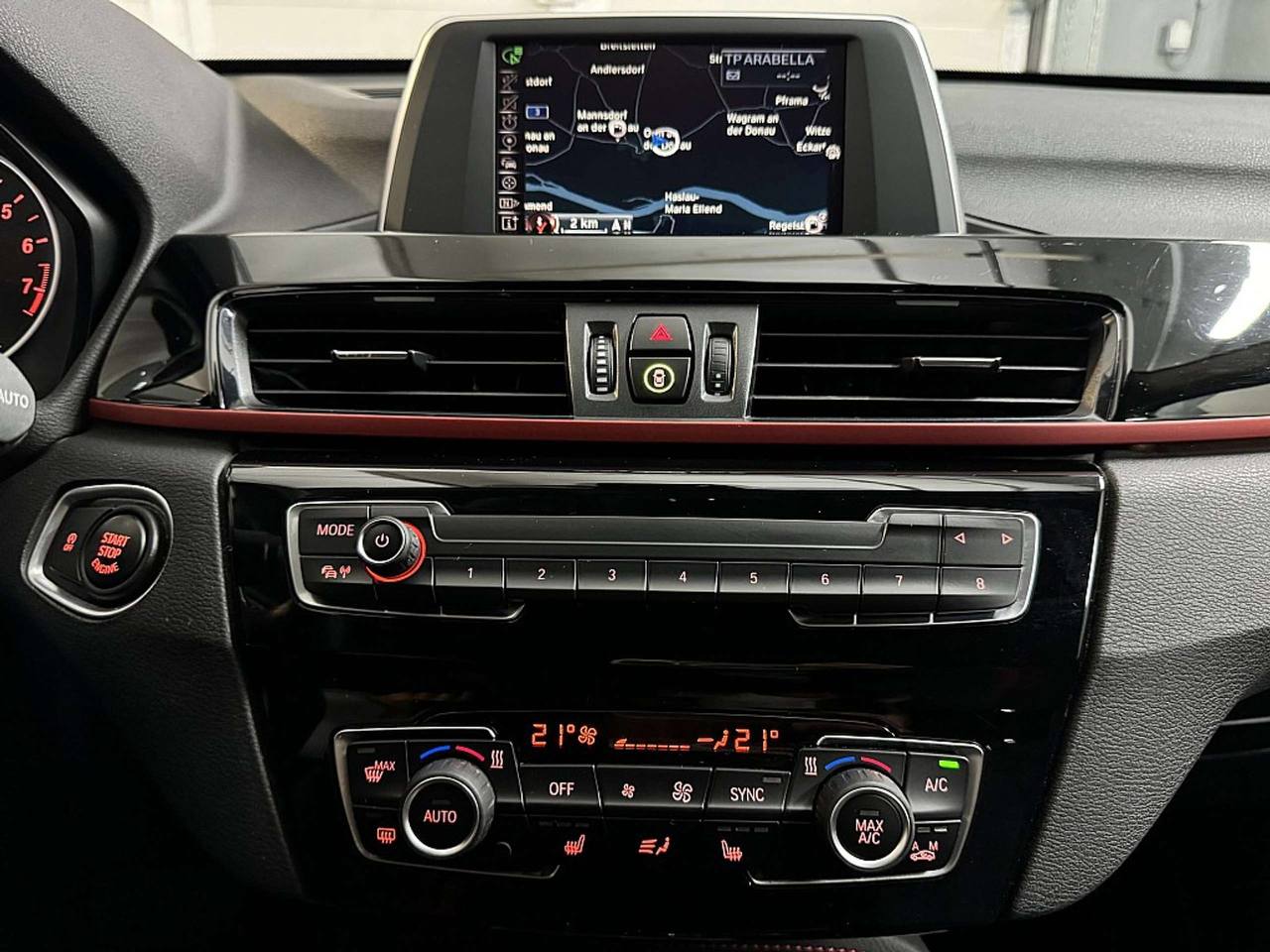 BMW X1 sDrive18i Sport Line