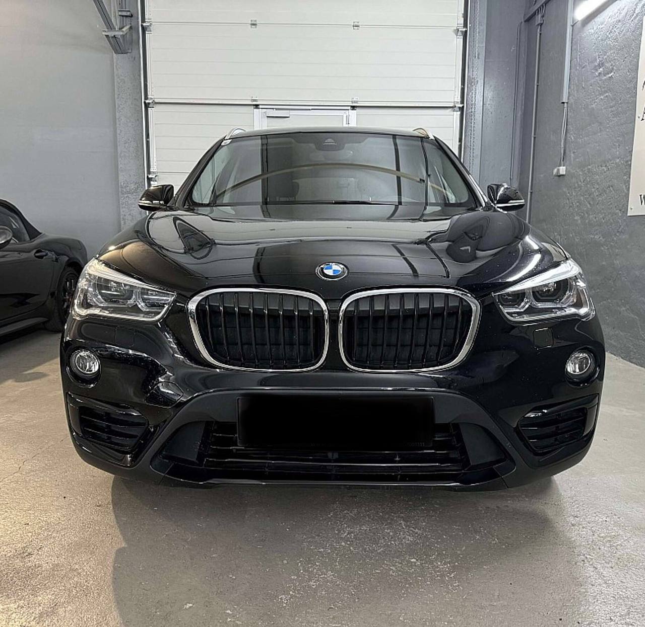 BMW X1 sDrive18i Sport Line