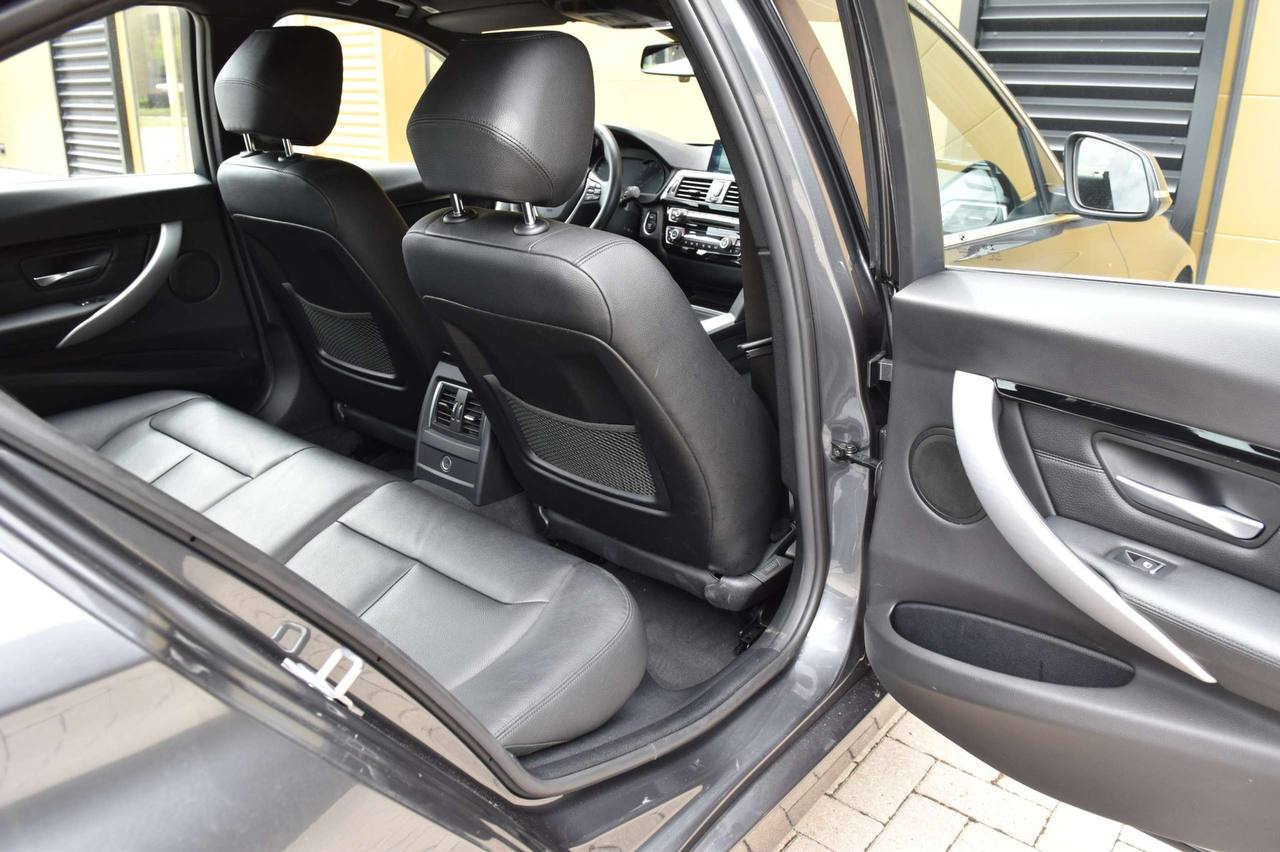 BMW Série 3 – 320i Luxury Line