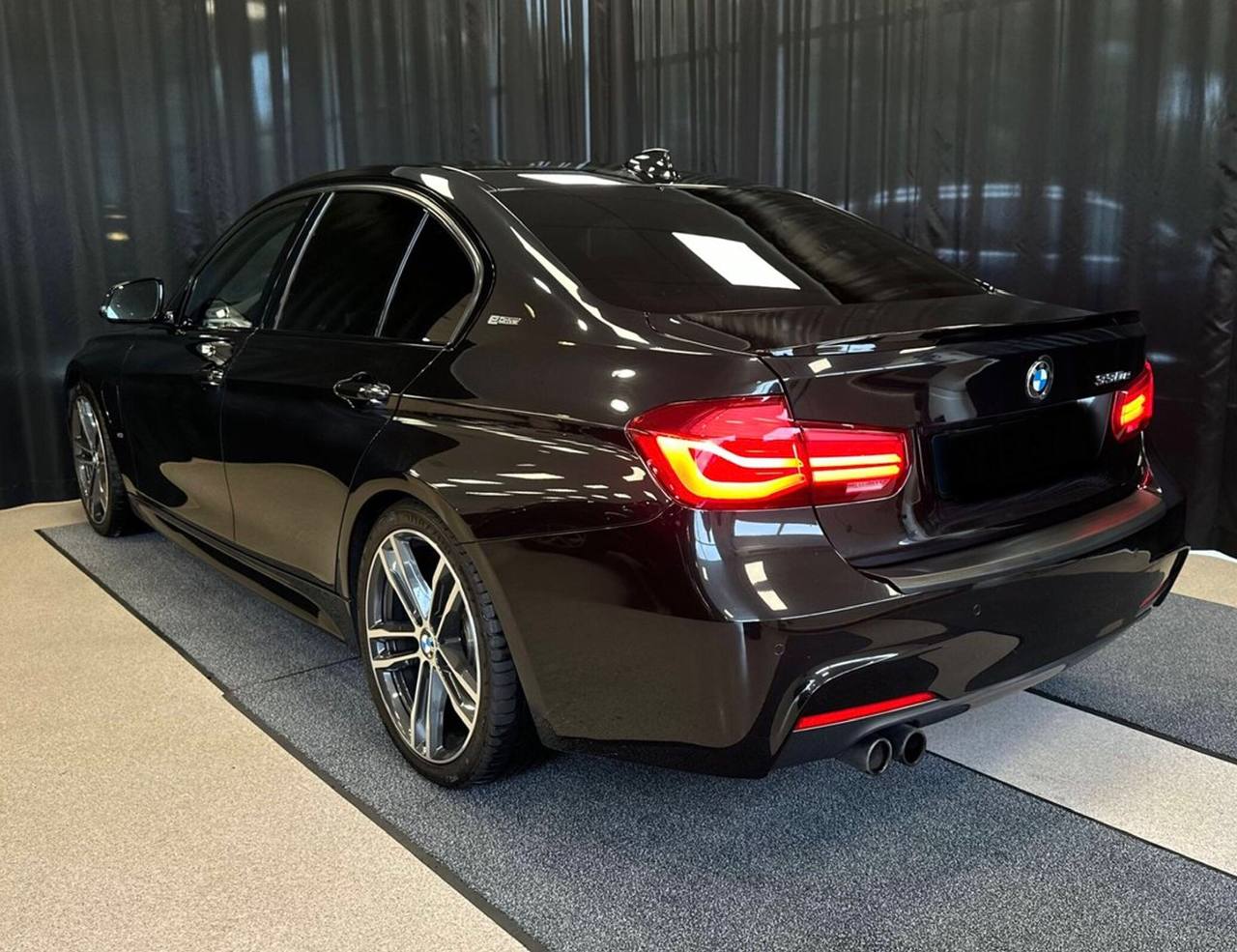 BMW Série 3 – 330e