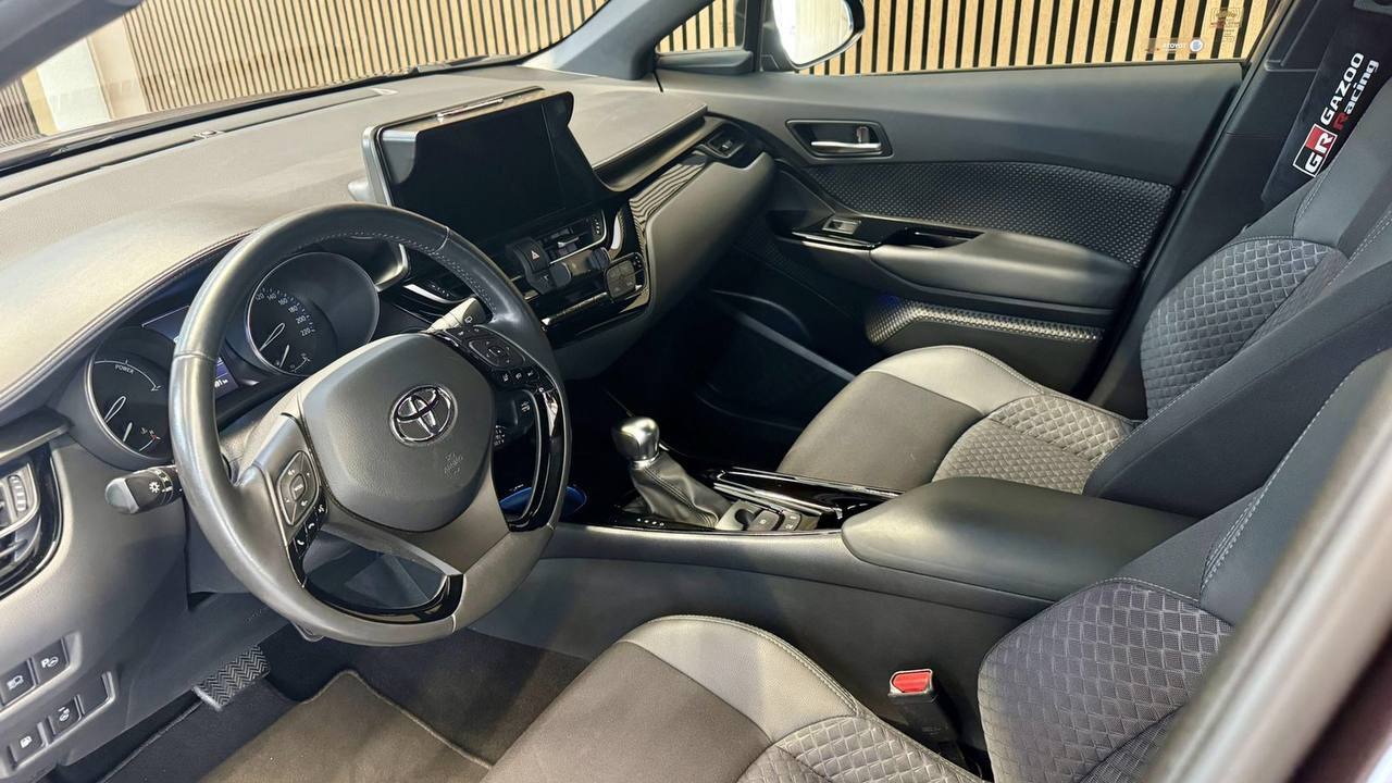 Toyota C-HR Hybrid