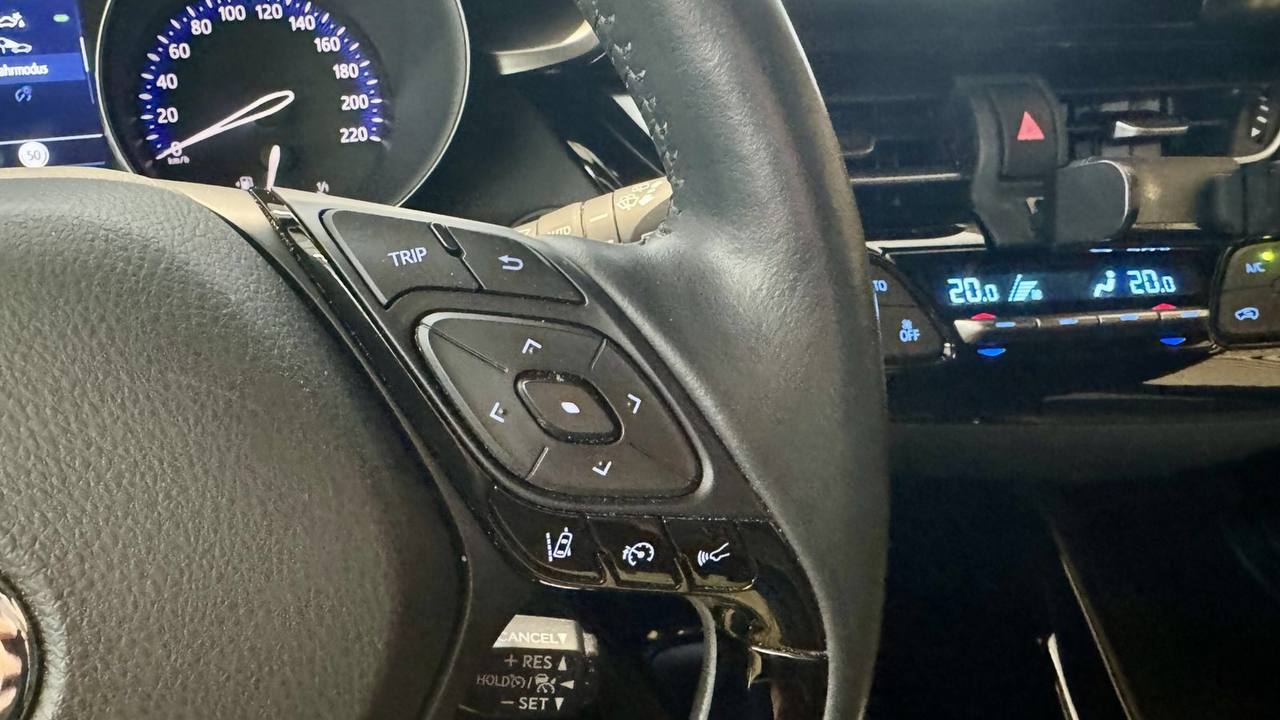 Toyota C-HR Hybrid