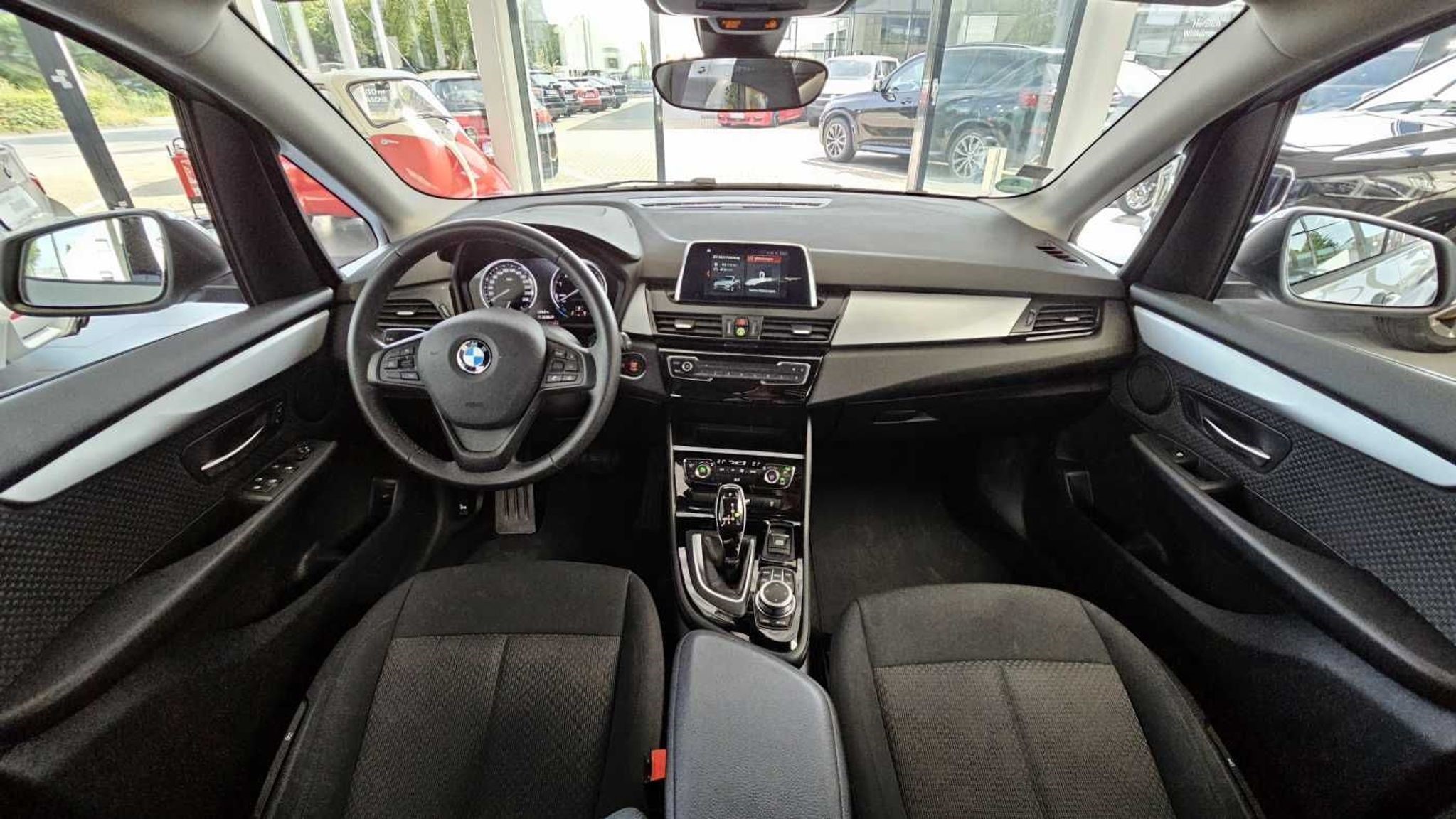 BMW Série 2 – 218i Active Tourer Advantage