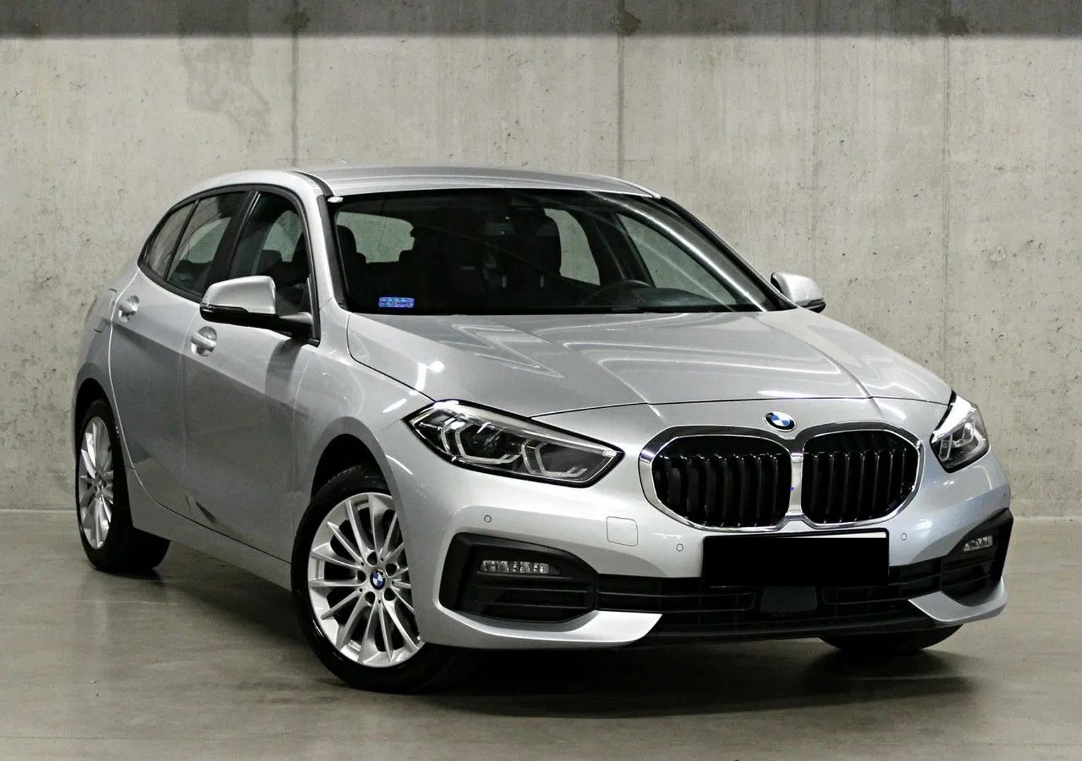BMW Série 1 – 118i Advantage