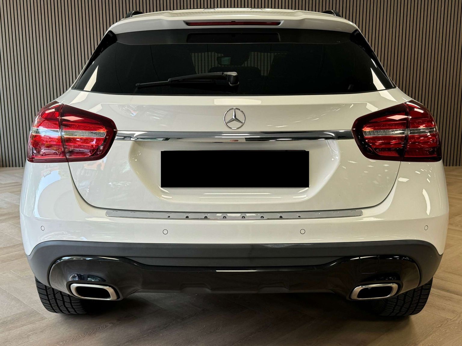 Mercedes-Benz GLA 180