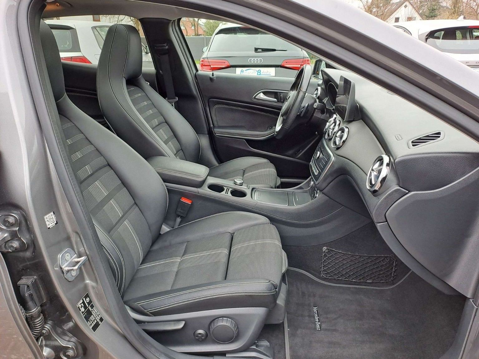 Mercedes-Benz GLA 220 d