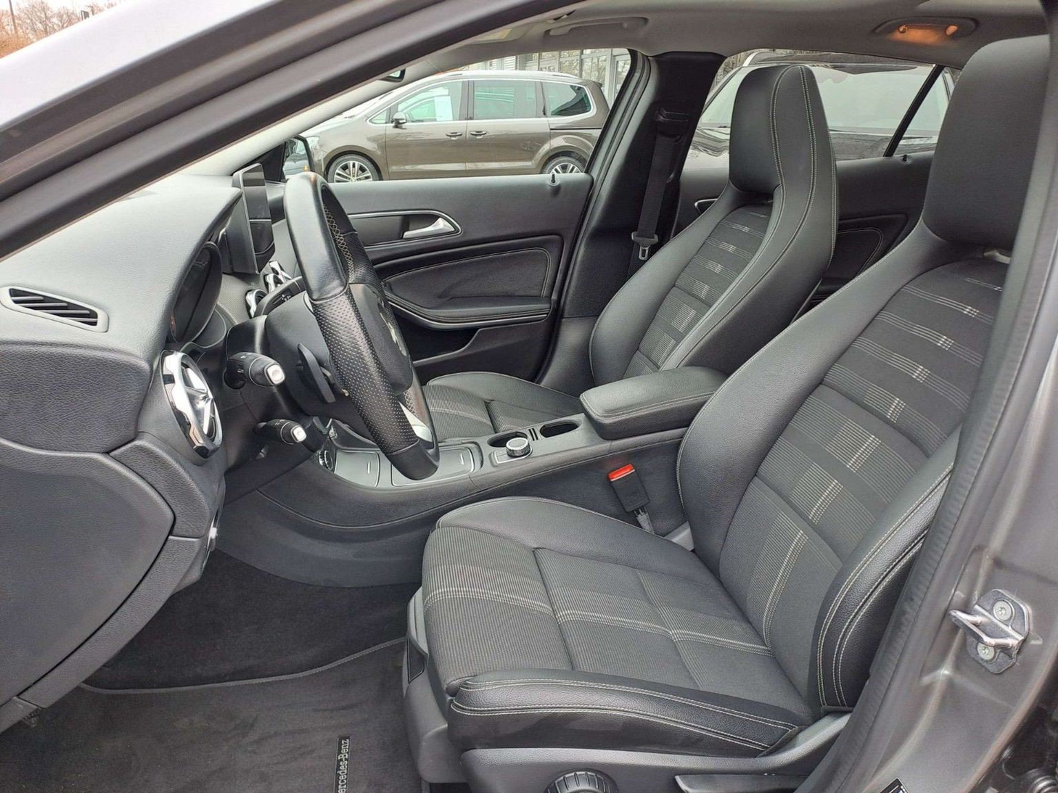 Mercedes-Benz GLA 220 d
