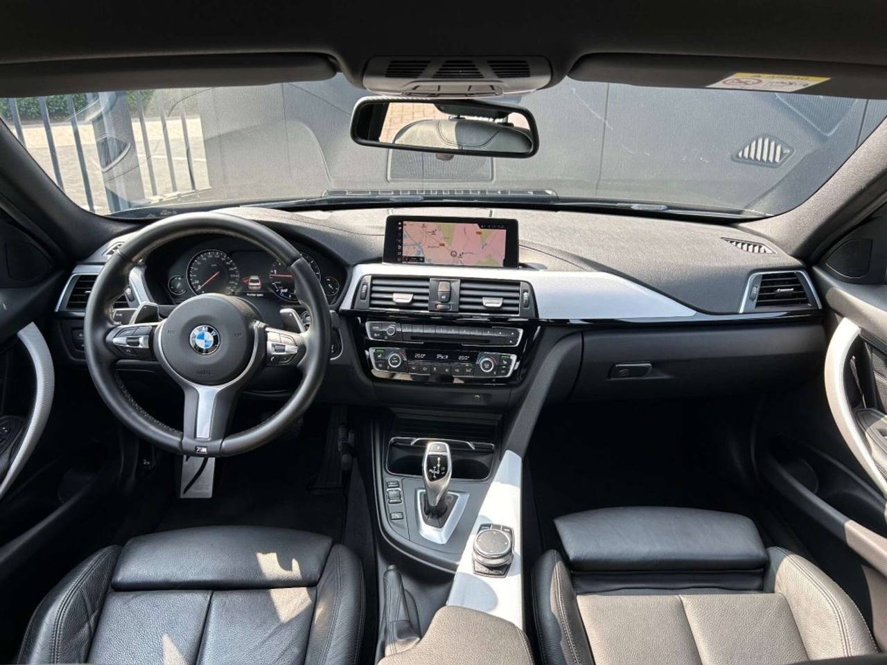 BMW Série 3 – 320i
