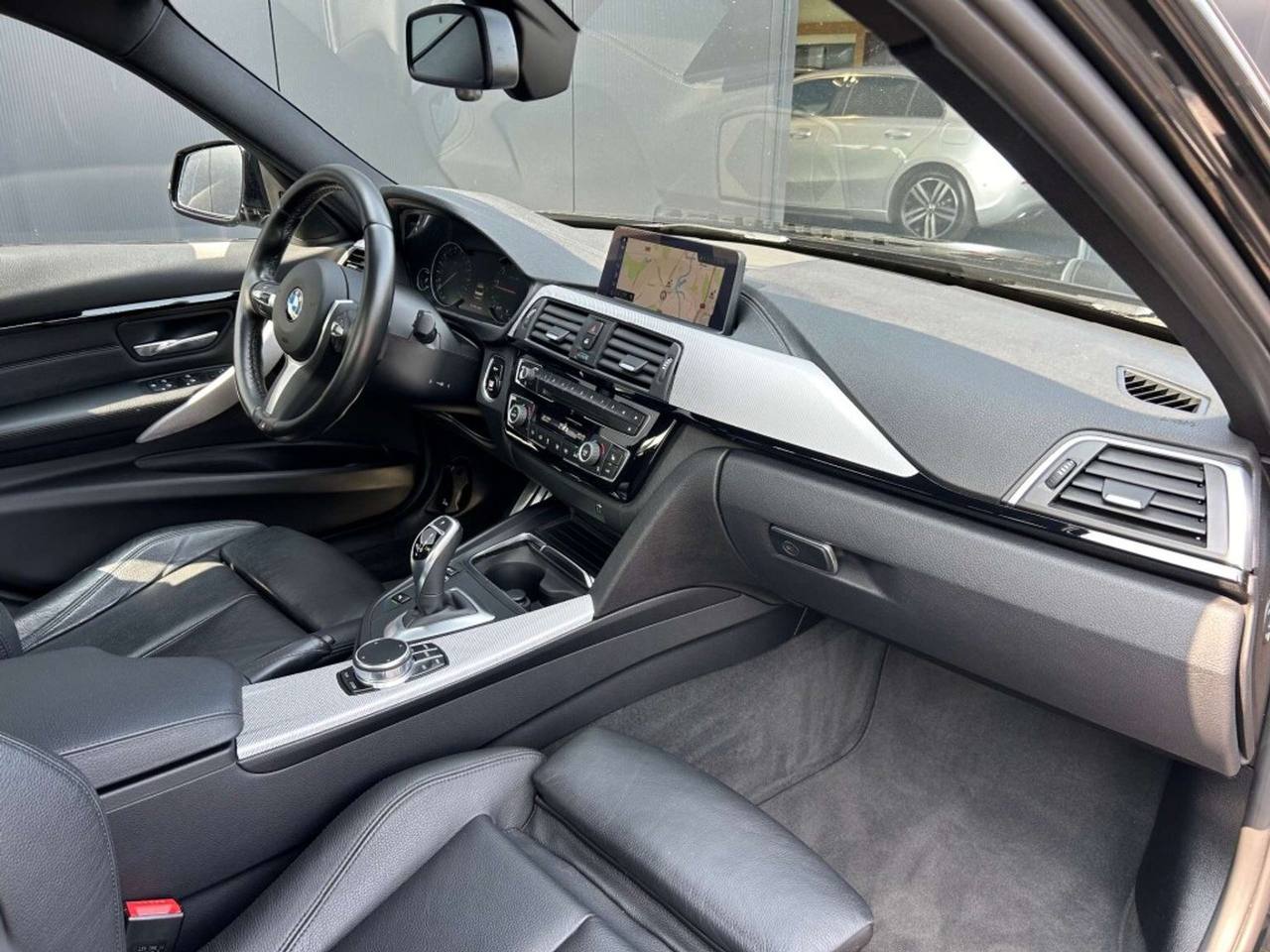BMW Série 3 – 320i