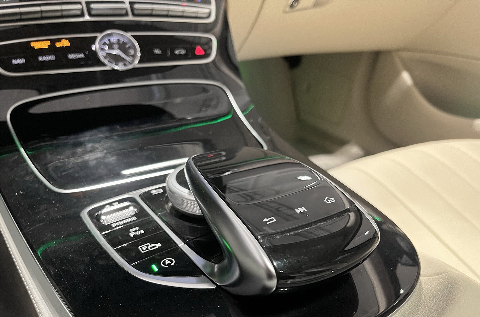 Mercedes-Benz Classe E E220d aut