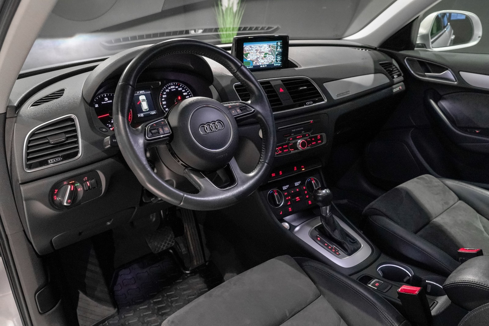 Audi Q3 2.0 150HK Quattro S-Line
