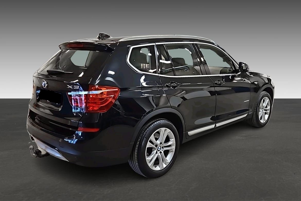BMW X3 – 2.0i, Aut, Crochet, Navi, Sièges sport, R.Camera