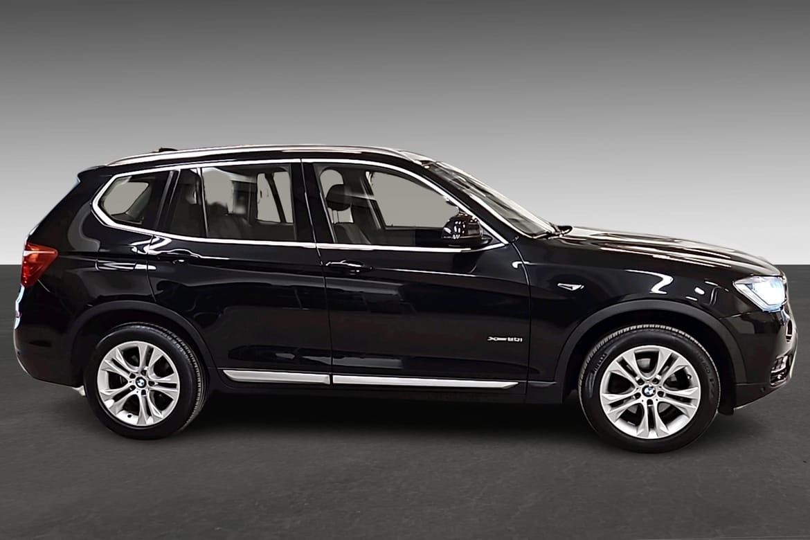 BMW X3 – 2.0i, Aut, Crochet, Navi, Sièges sport, R.Camera