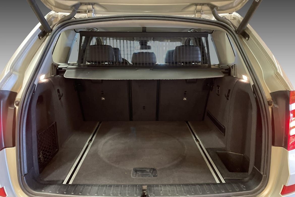 BMW X3 Caméra arrière, régulateur de vitesse, Sièges en cuir avec mémoire,cook