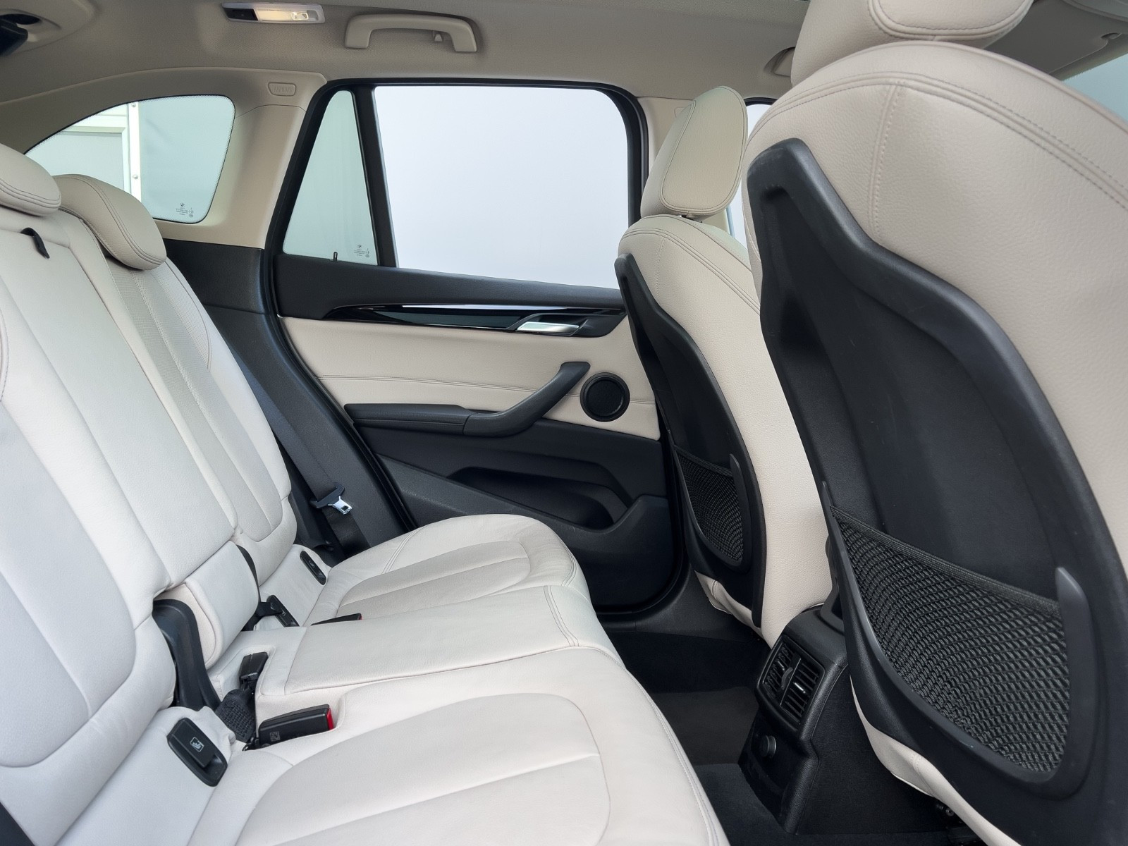 BMW X1 xDrive18d/Toiture Panorama/Santé/Accès/Ligne Sportive
