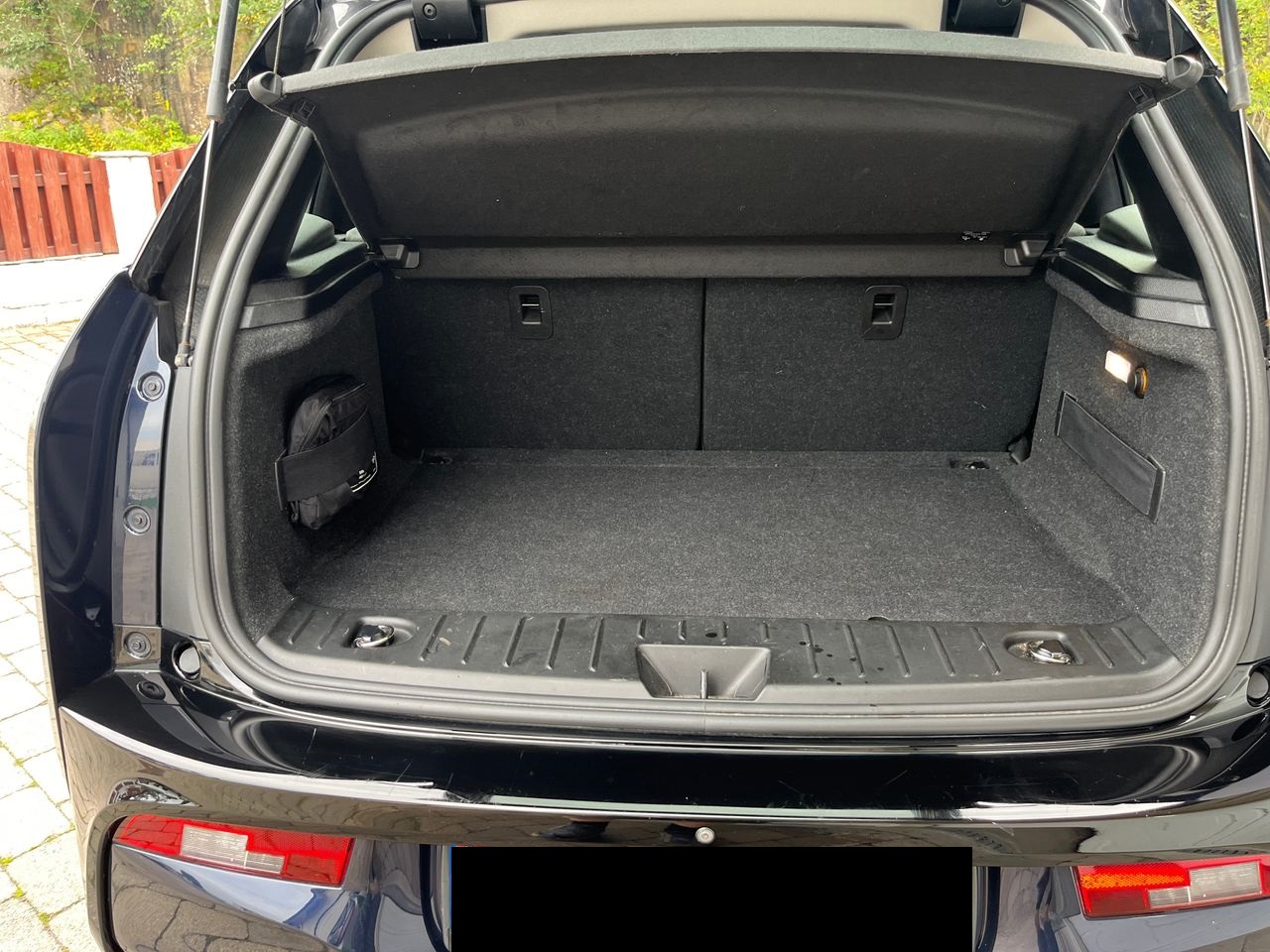 BMW i3 -120Ah Charged plus Adaptive cruise BSI service