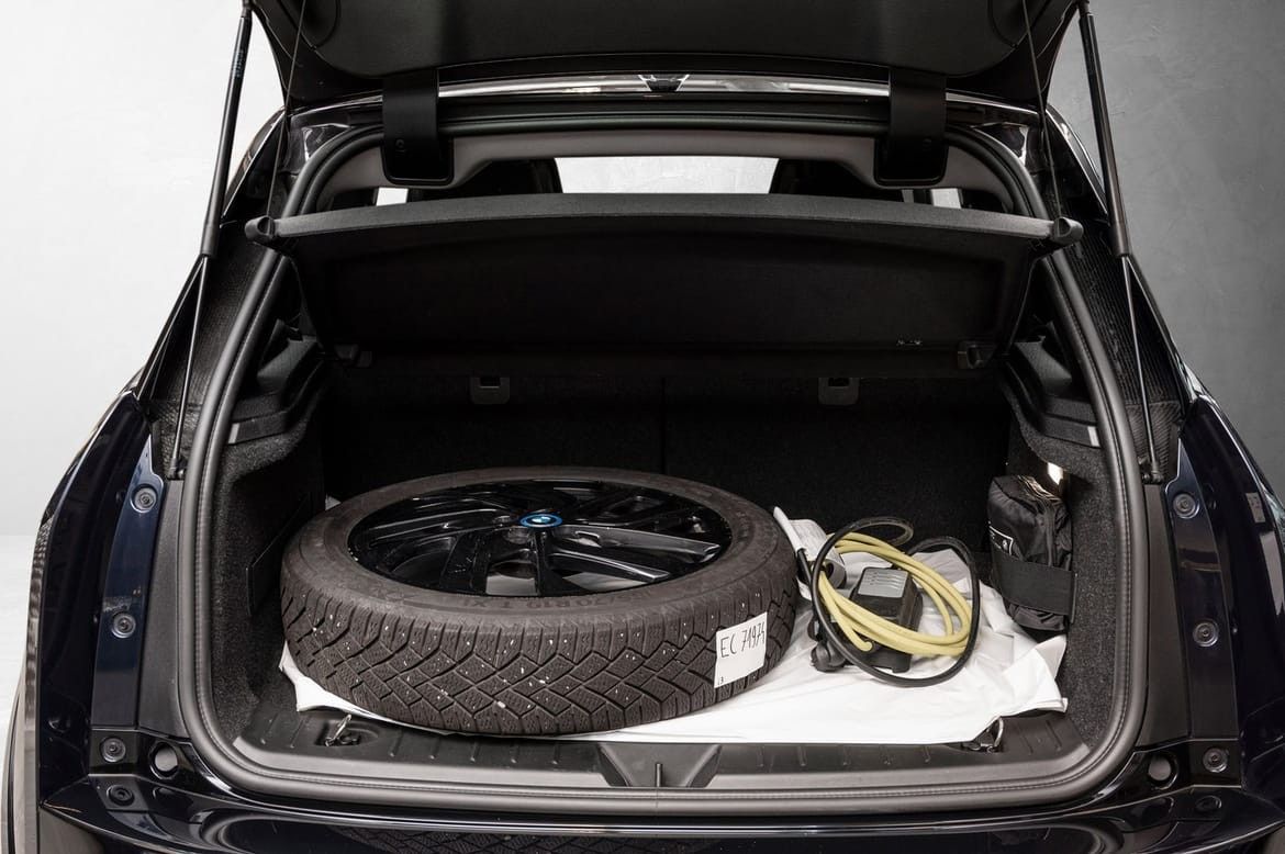 BMW i3 -120Ah Entièrement Chargé HarmanKardon, Caméra arrière, Navi