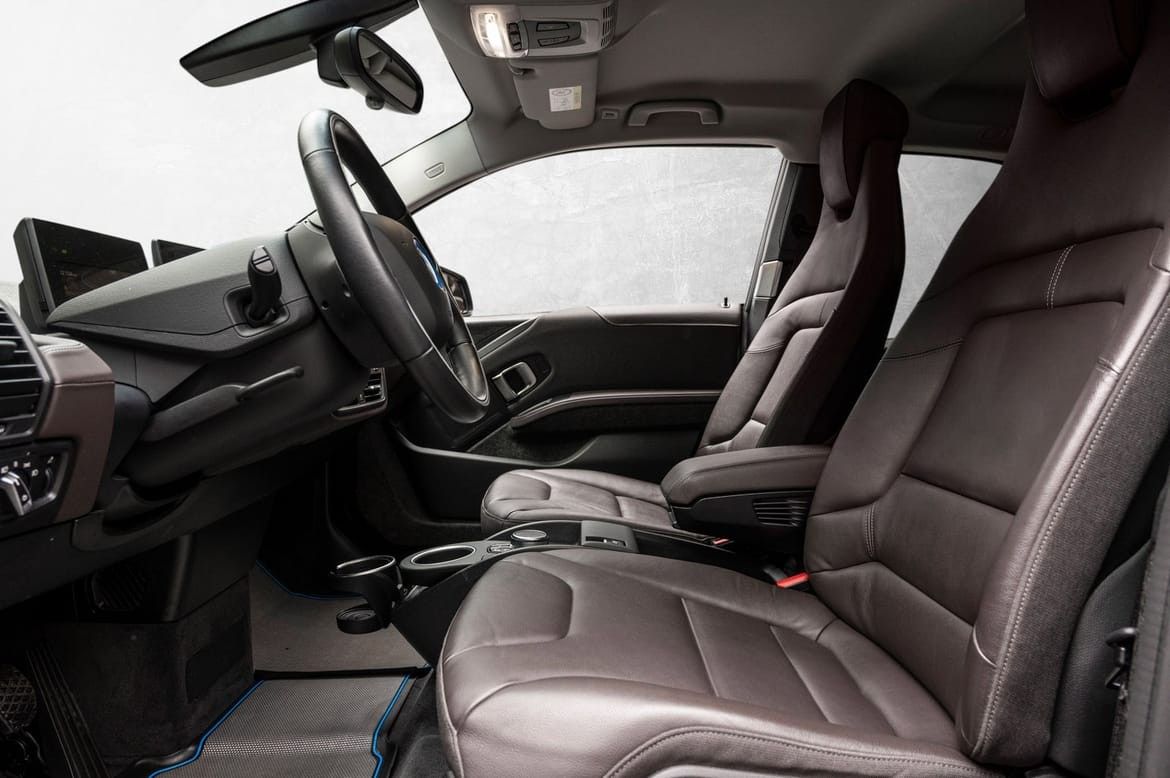 BMW i3 -120Ah Entièrement Chargé HarmanKardon, Caméra arrière, Navi
