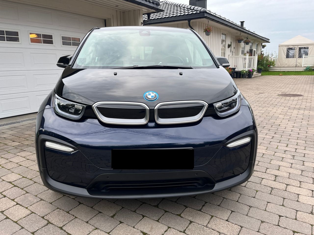 BMW i3 -120Ah Charged plus Adaptive cruise BSI service