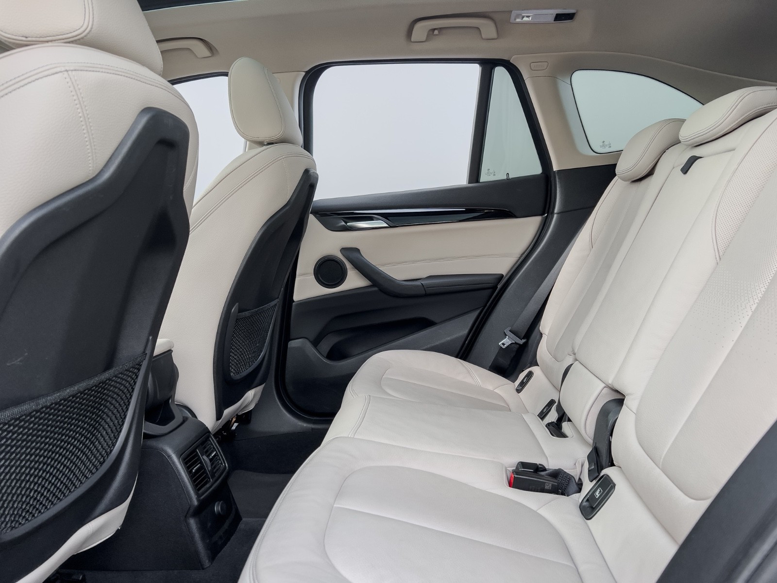 BMW X1 xDrive18d/Toiture Panorama/Santé/Accès/Ligne Sportive
