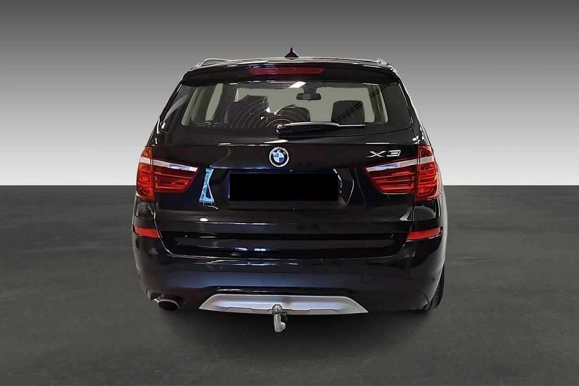 BMW X3 – 2.0i, Aut, Crochet, Navi, Sièges sport, R.Camera