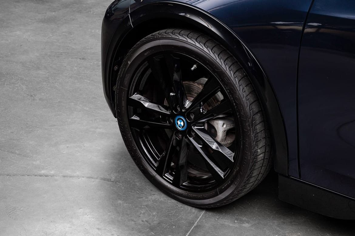BMW i3 -120Ah Entièrement Chargé HarmanKardon, Caméra arrière, Navi