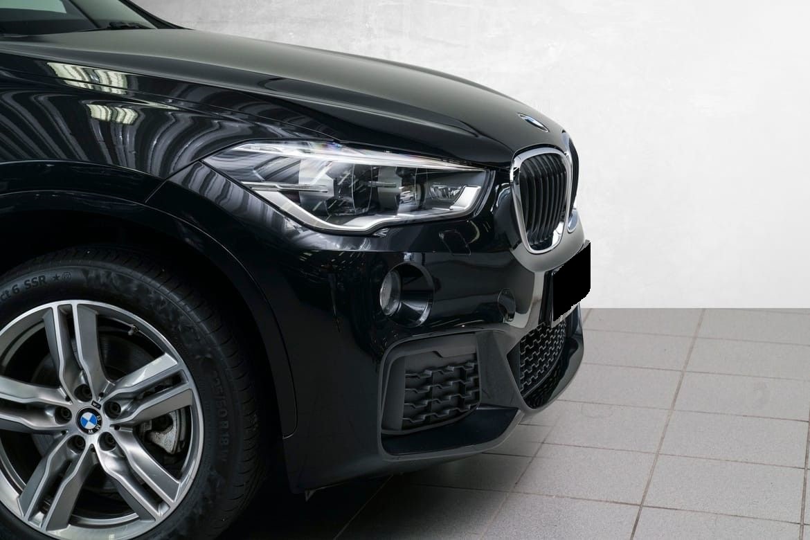 BMW X1 xDrive20d M-sports/HUD/NaviPlus/H.attach/HiFi