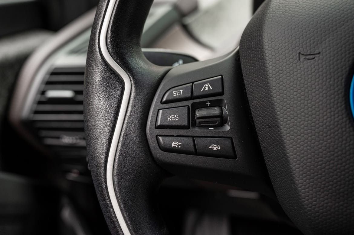 BMW i3 -120Ah Entièrement Chargé HarmanKardon, Caméra arrière, Navi