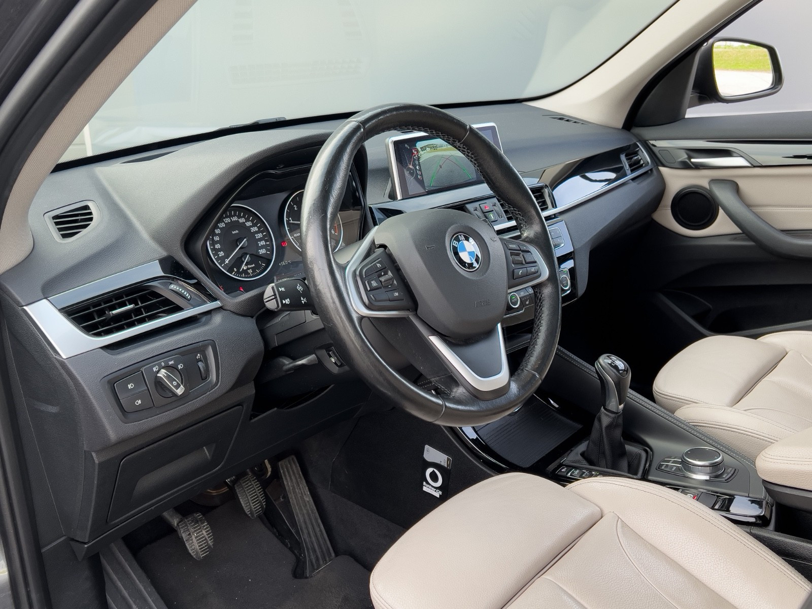 BMW X1 xDrive18d/Toiture Panorama/Santé/Accès/Ligne Sportive