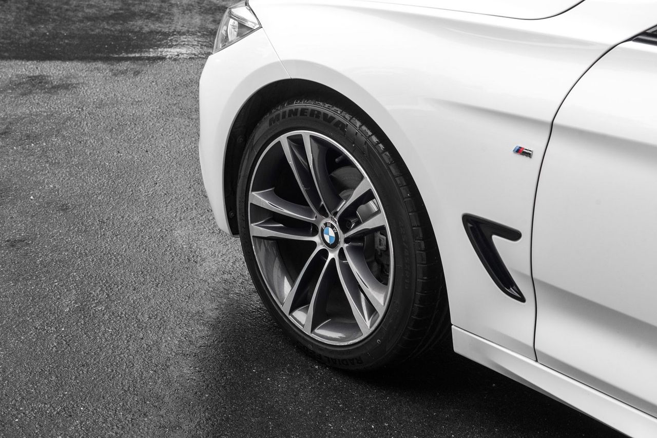 BMW Série 3 GT -318D Aut M – Sport Shadowline Navi Pano Cruise DAB