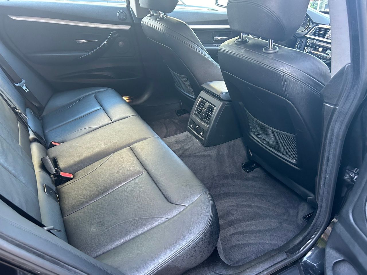 BMW Série 3 GT -320d xDrive 190hp 100 Edition automatique