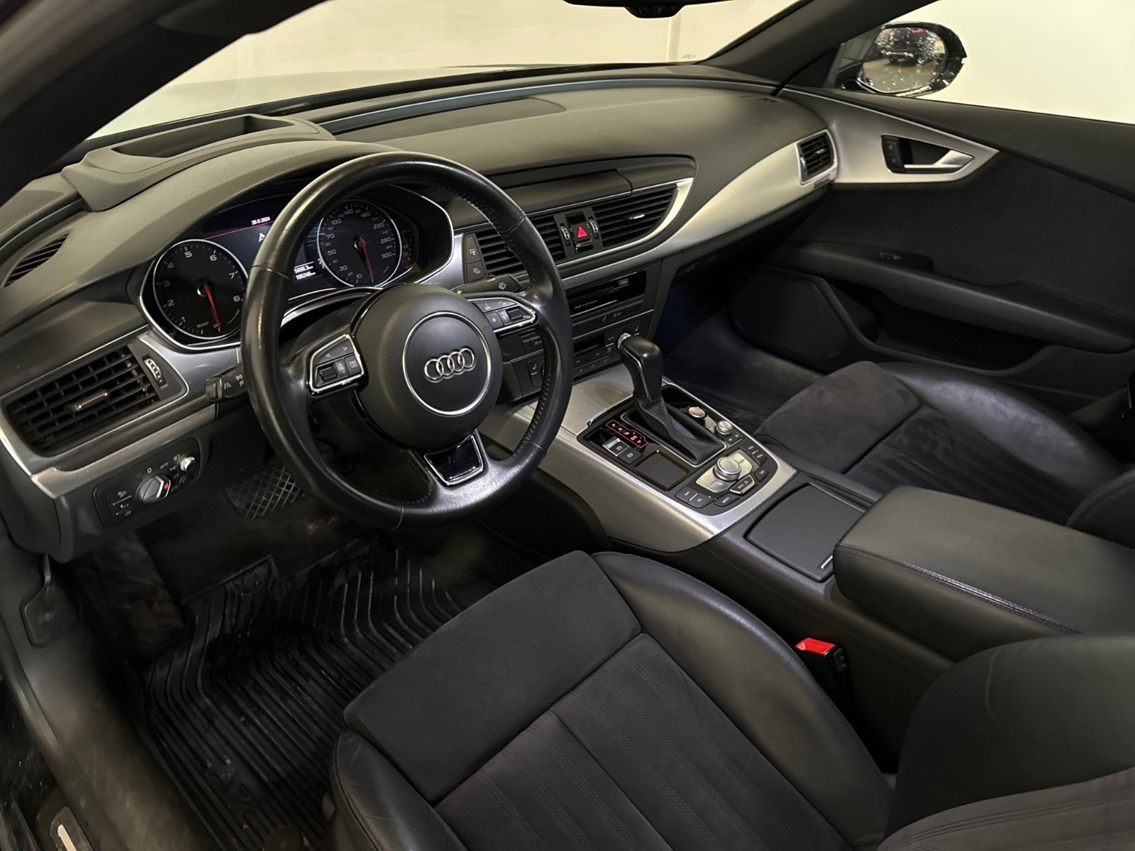 Audi A7 Sportback S-Line 1.8i 190ch EU26 ++