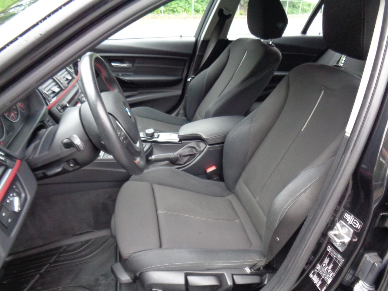 BMW Série 3 -316D 2.0 116 HP SPORT XENON CRUISE DAB+ EU-OK JUIN 2026