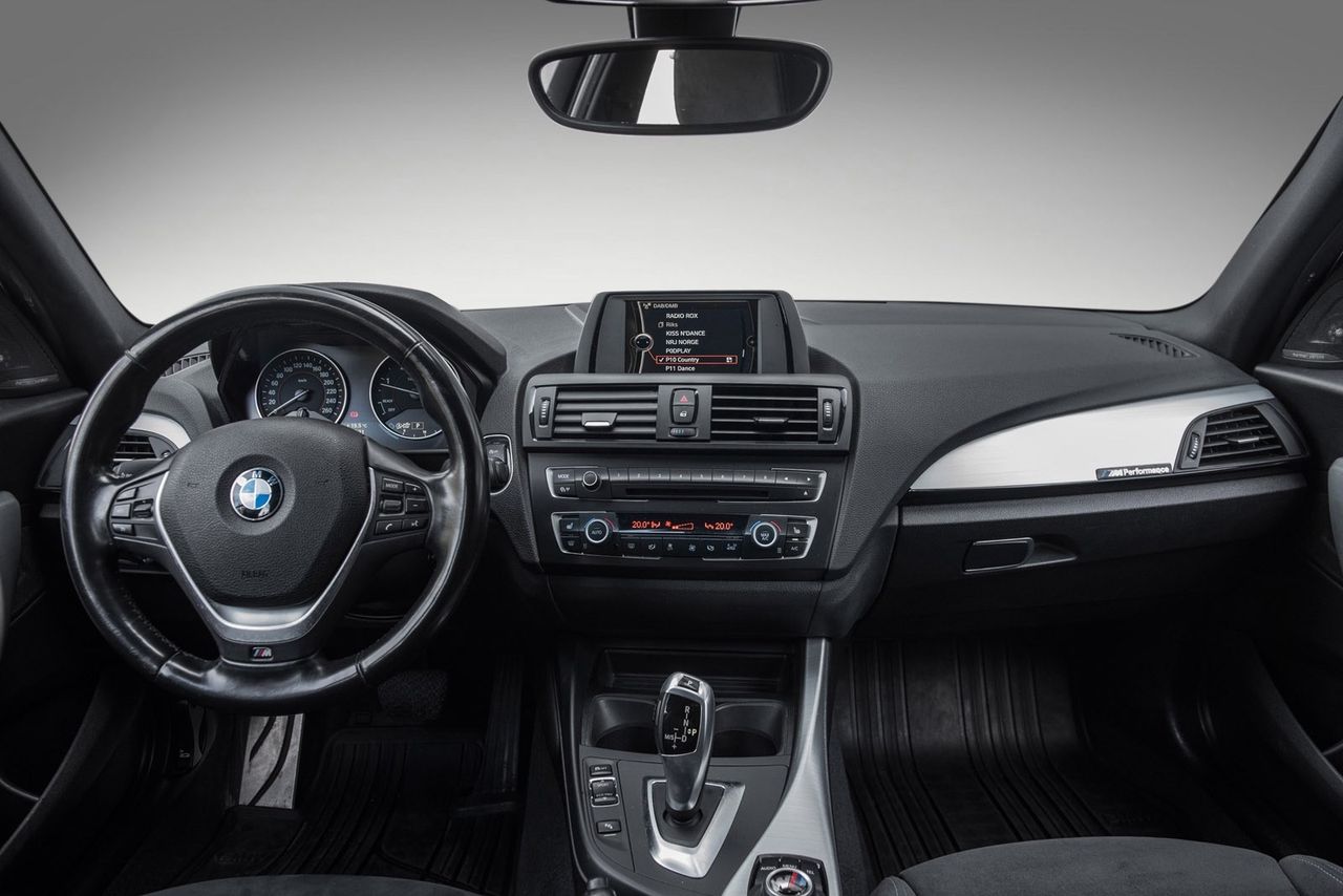 BMW Série 1 -118D Aut M – Sport Shadowline S. Understell Croisière Harman