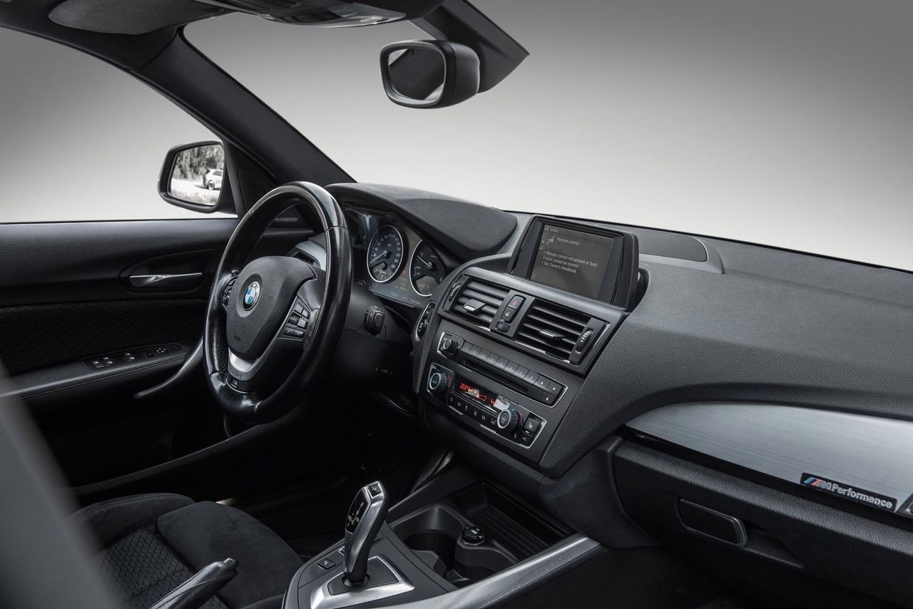 BMW Série 1 -118D Aut M – Sport Shadowline S. Understell Croisière Harman