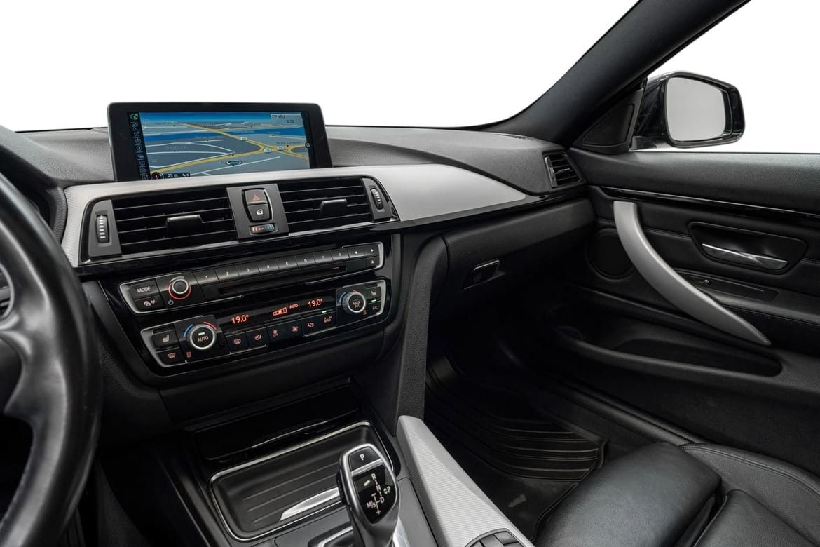 BMW Série 4 – 420d xDrive Coupe 184hp M Sport/Toit ouvrant/Navi PRO/HIFI