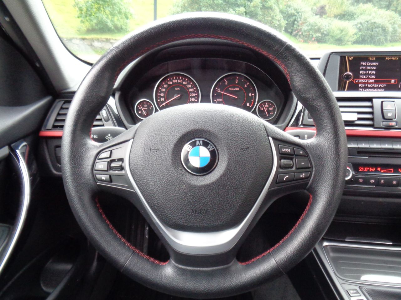 BMW Série 3 -316D 2.0 116 HP SPORT XENON CRUISE DAB+ EU-OK JUIN 2026