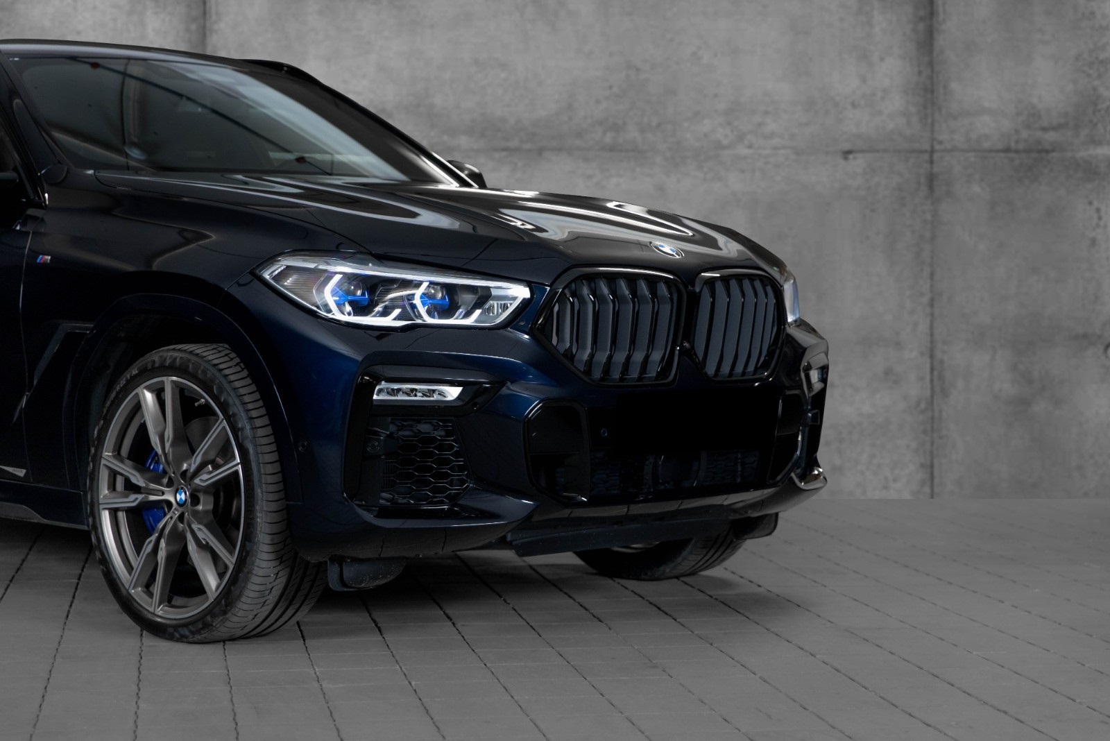 BMW X6 M50i V8 530HK /Français/Bowers & Wilkins/Webasto/Massage/Bouches