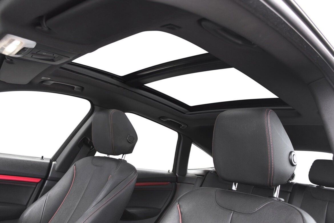 BMW Série 3 GT -335ia GT 306hk Headup /DAB+ / Harman Kardon /Pano++