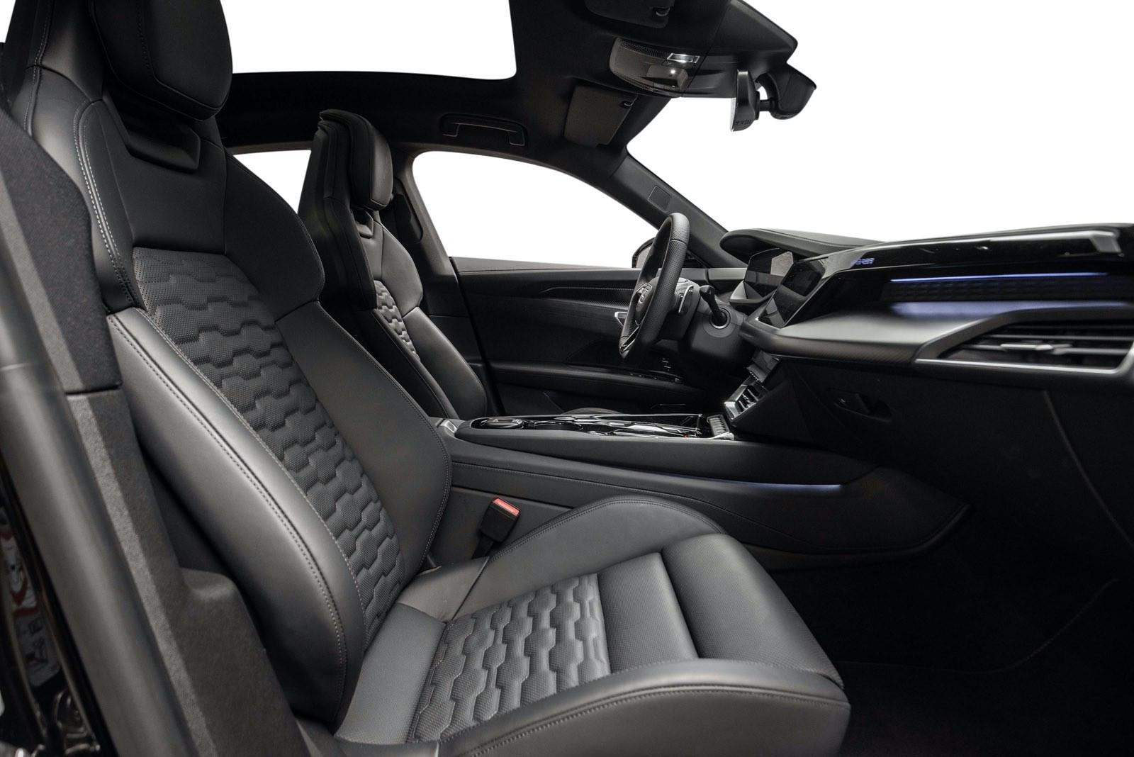 Audi e-tron GT PRO MASSAGE LASER B&O PANO 4 ROUES DIRECTIONS SPORTSOUND